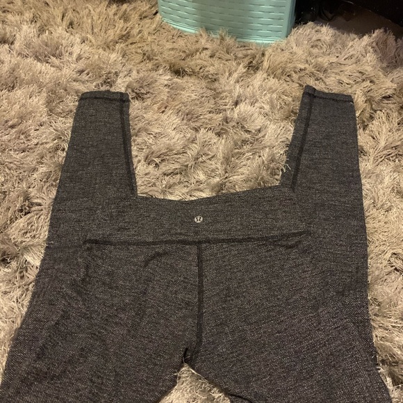 Lululemon leggings